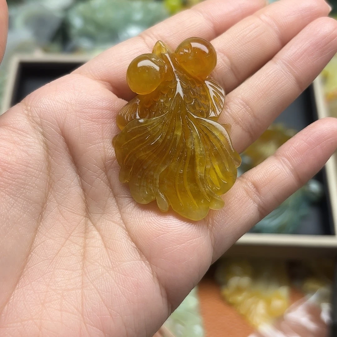 幸***白蛇纹石玉未镶嵌颈饰