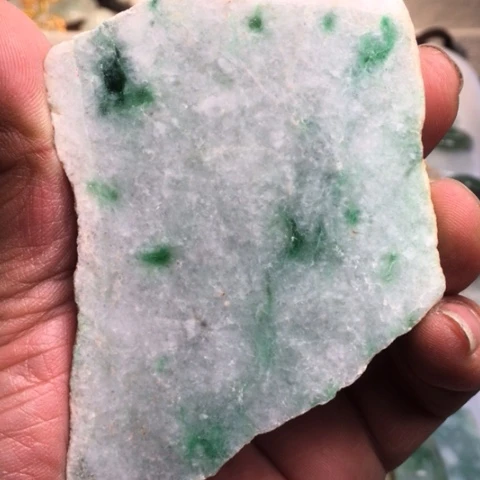 翡翠散珠天然翡翠挂坠定制