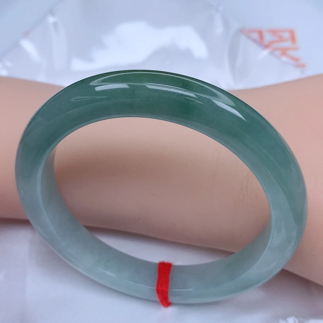 【闪购商品】未镶嵌手镯翡翠，58