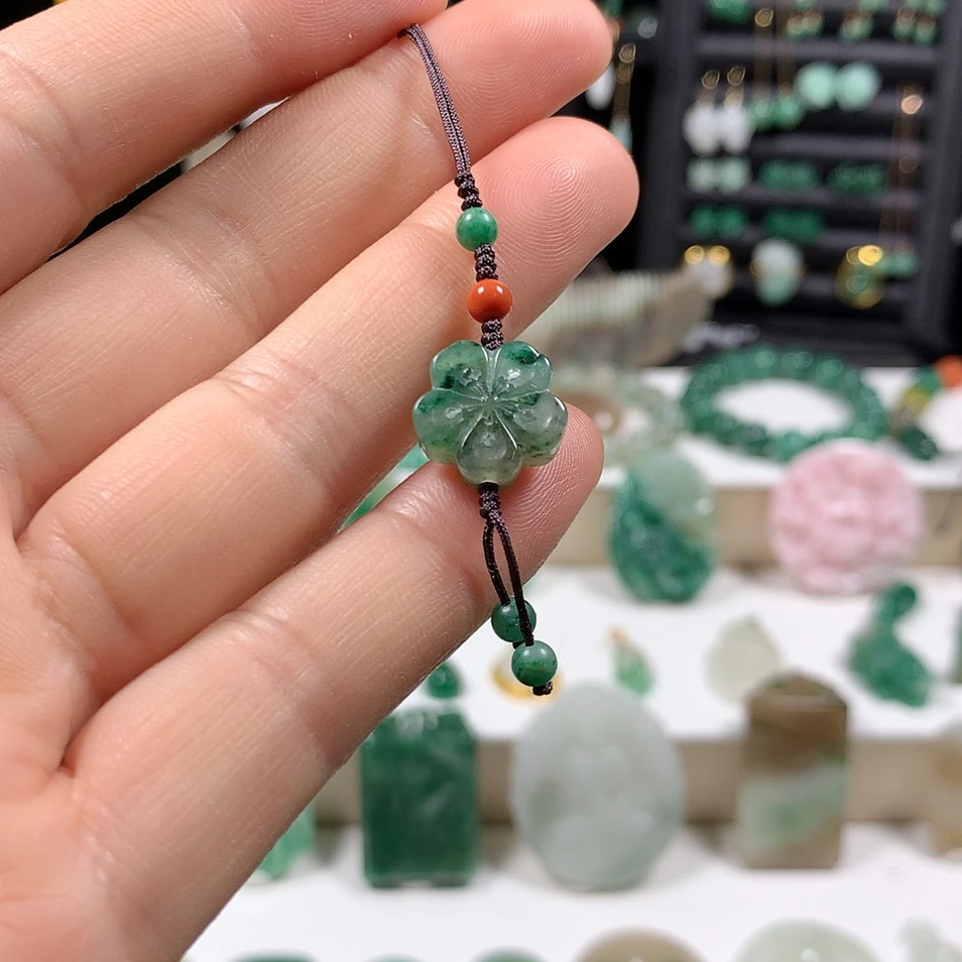 未镶嵌独山玉颈饰