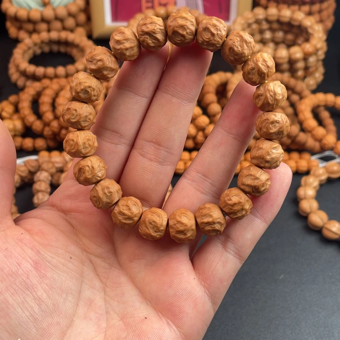 手串猴头核桃金****店雕刻无暇龙蛇之变 金羊