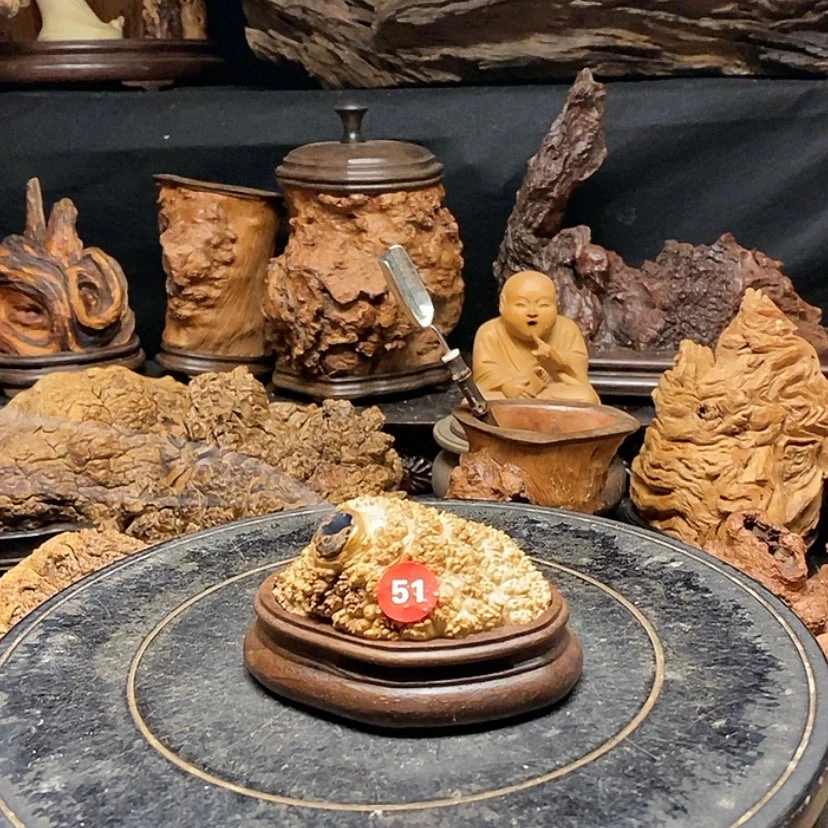 【闪购商品】违**称51号黄金檀木香炉工艺