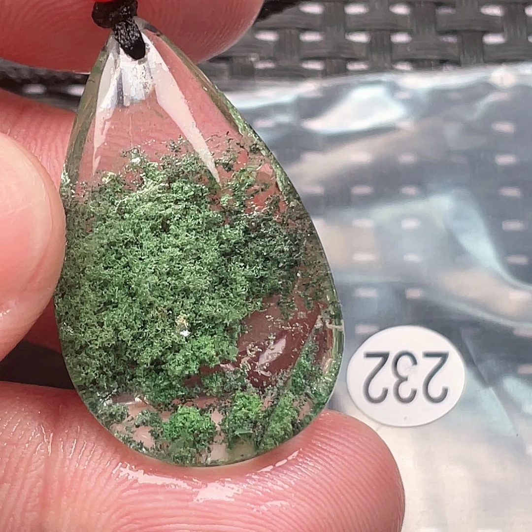 【闪购商品】颈饰未镶嵌水晶不***称