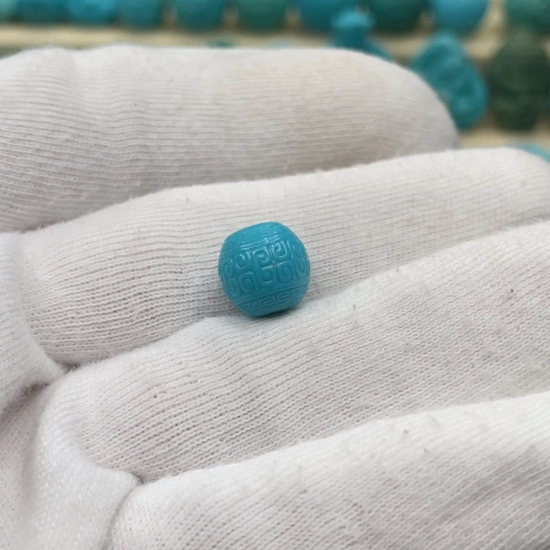 绿松石未镶嵌颈饰卡9.8-9.6