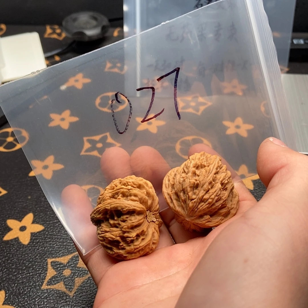 文玩核桃吊坠密文