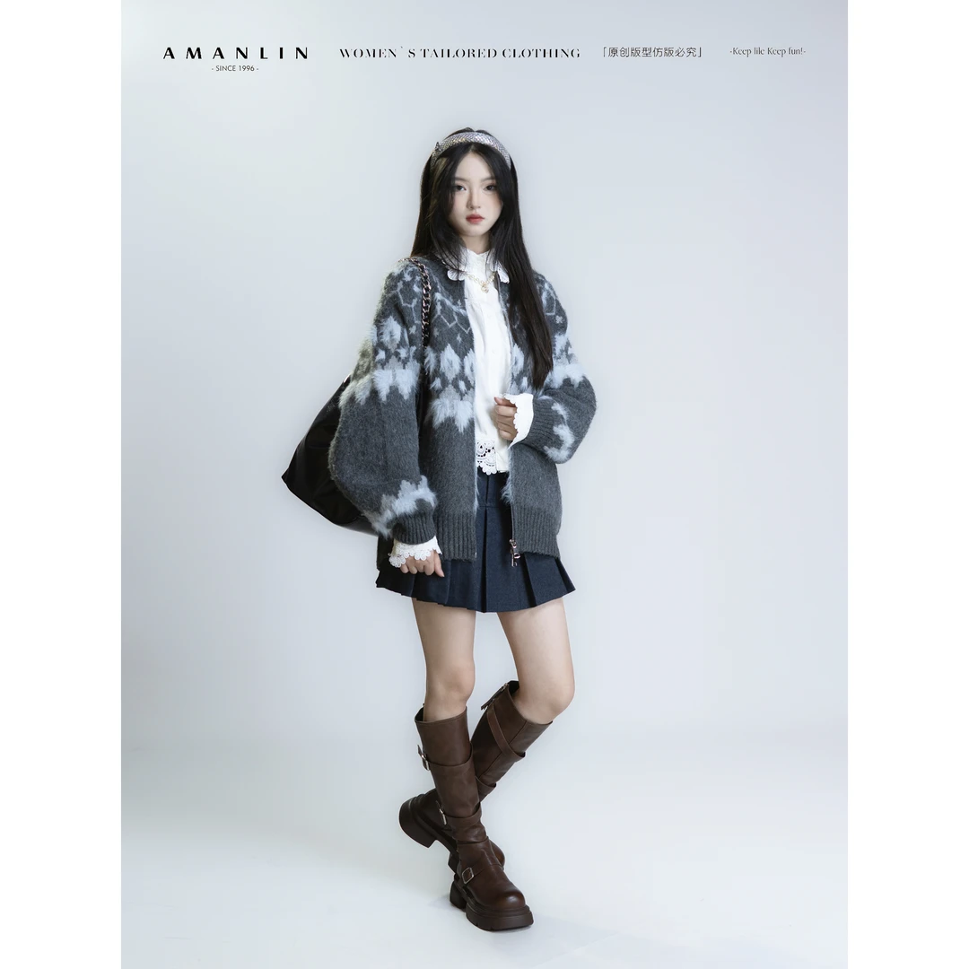 AMANLIN/阿谩琳琥珀流光复古秋冬慵懒显瘦高级百搭毛衣Y602183