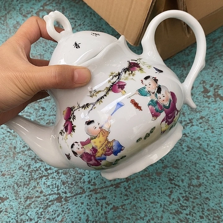 摆件陶童子笑口常开茶壶