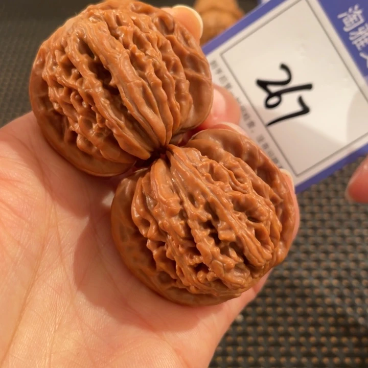 把件文玩核桃267号4.2四座楼