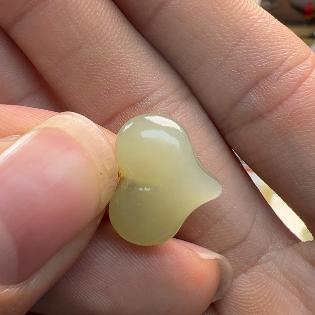 C****和田玉（糖玉）未镶嵌手链