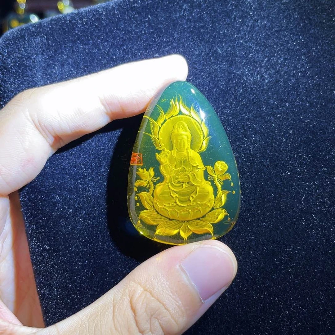 琥珀颈饰未镶嵌蓝珀观音坐莲阴雕吊坠