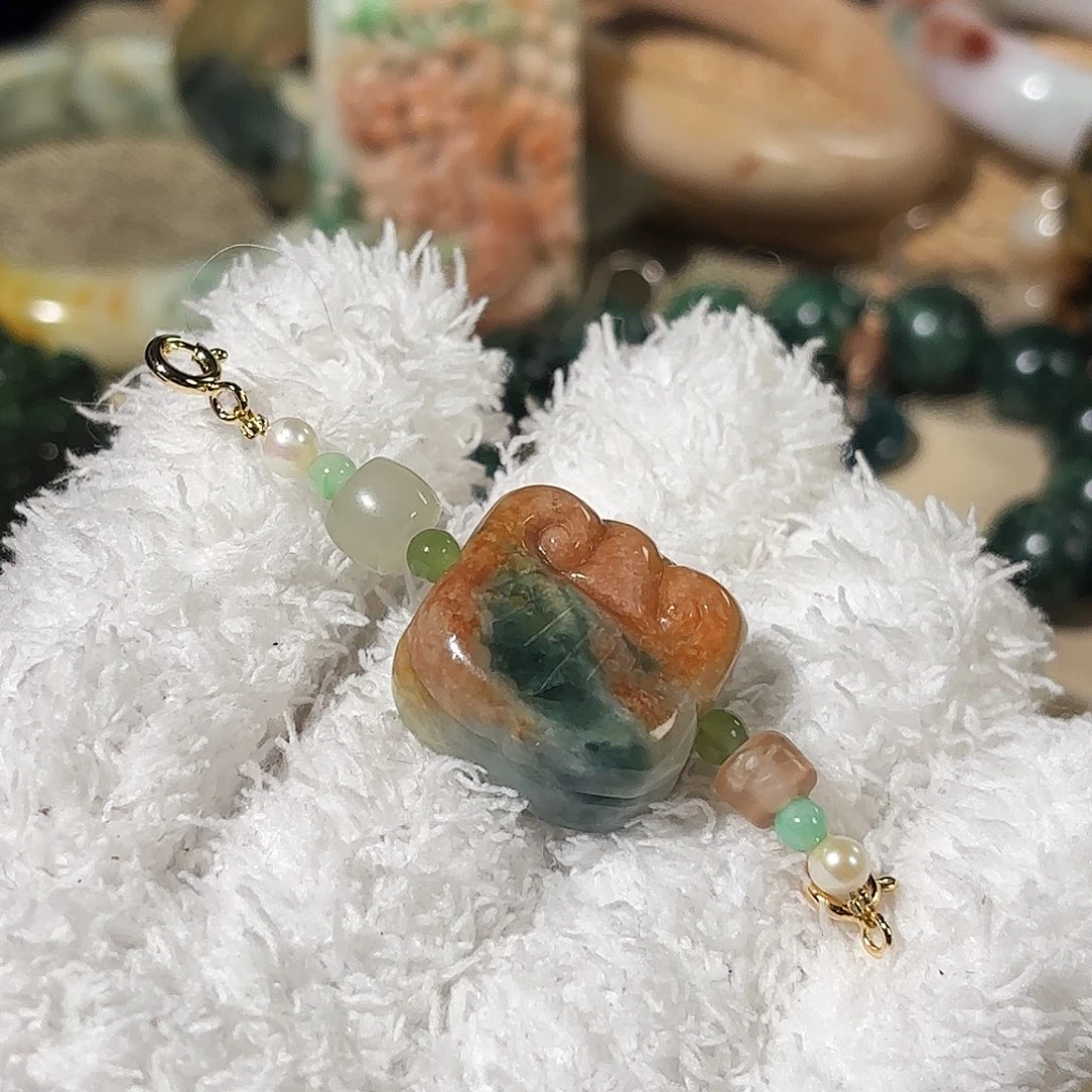 翡翠未镶嵌颈饰南齐如意大通珠