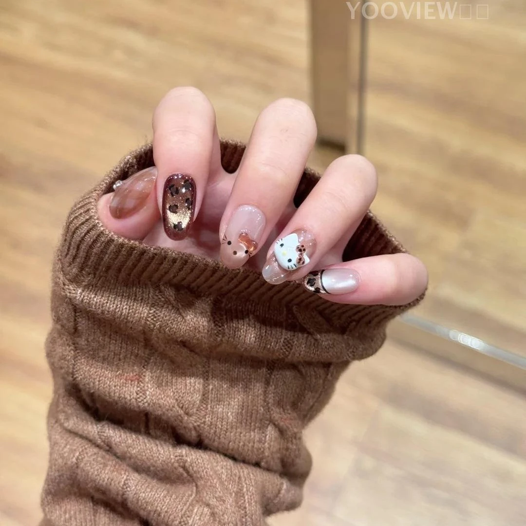 高级感美甲穿拉德kitty新款棕色豹纹爆闪猫眼格纹显白美甲贴片