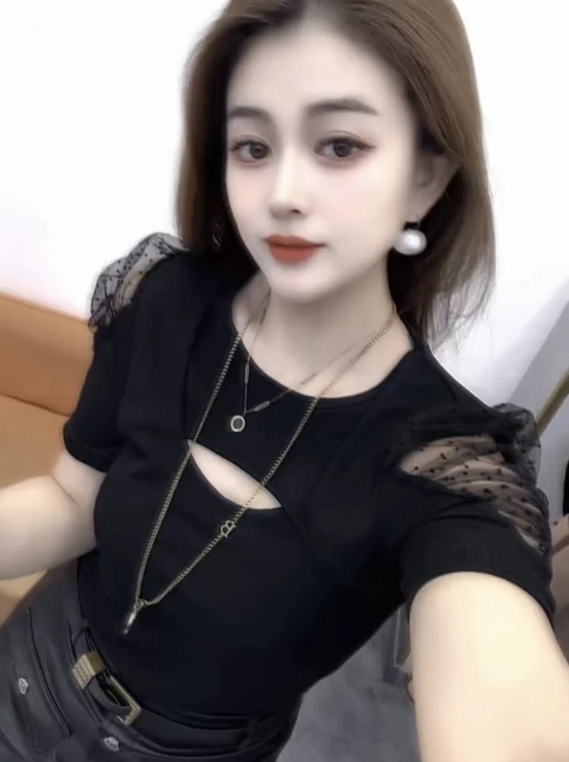 法式洋气泡泡袖T恤半袖修身显瘦白色气质短袖镂空圆领上衣打底衫