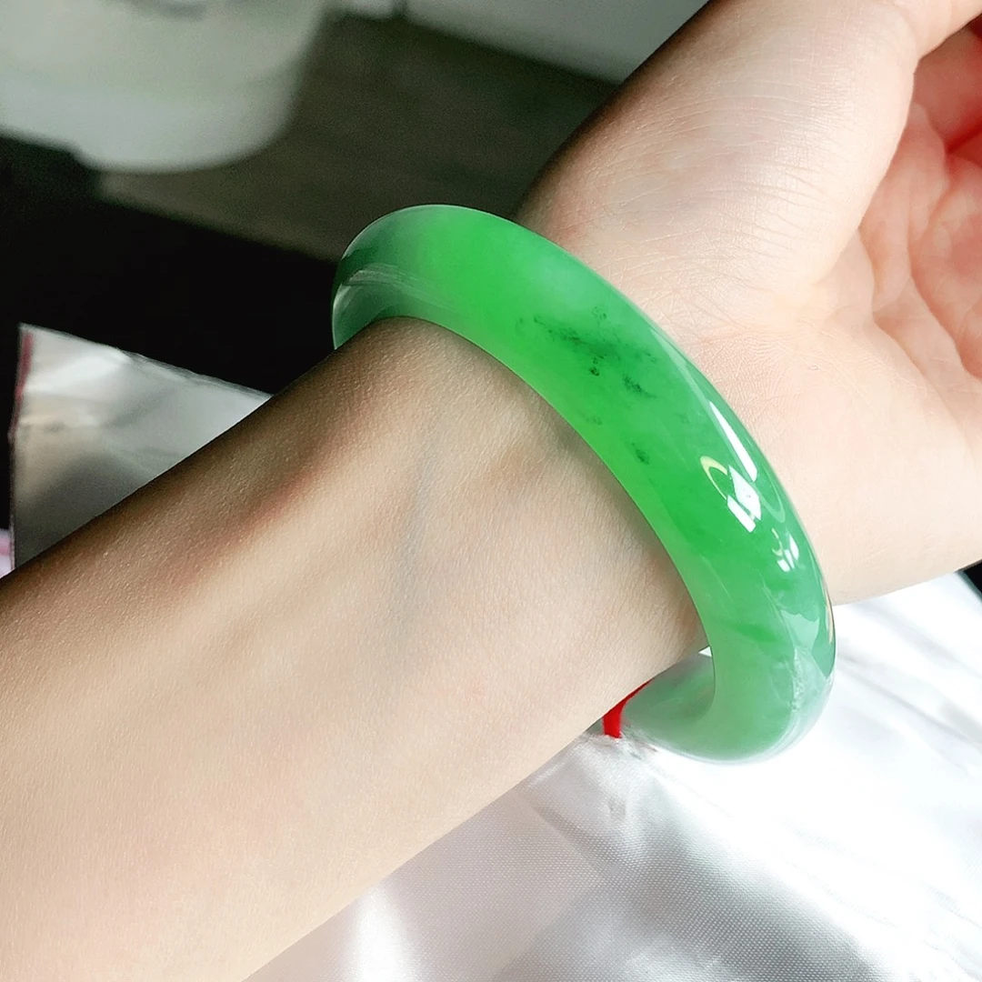 翡翠未镶嵌手镯缅甸天然a货翡翠