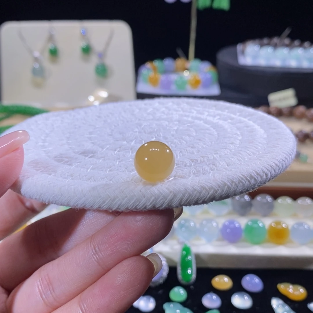 翡翠未镶嵌颈饰冰橙黄珠卡11.6