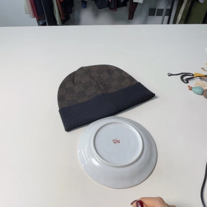 瓷片88。。。。。。。。。。。。。。。