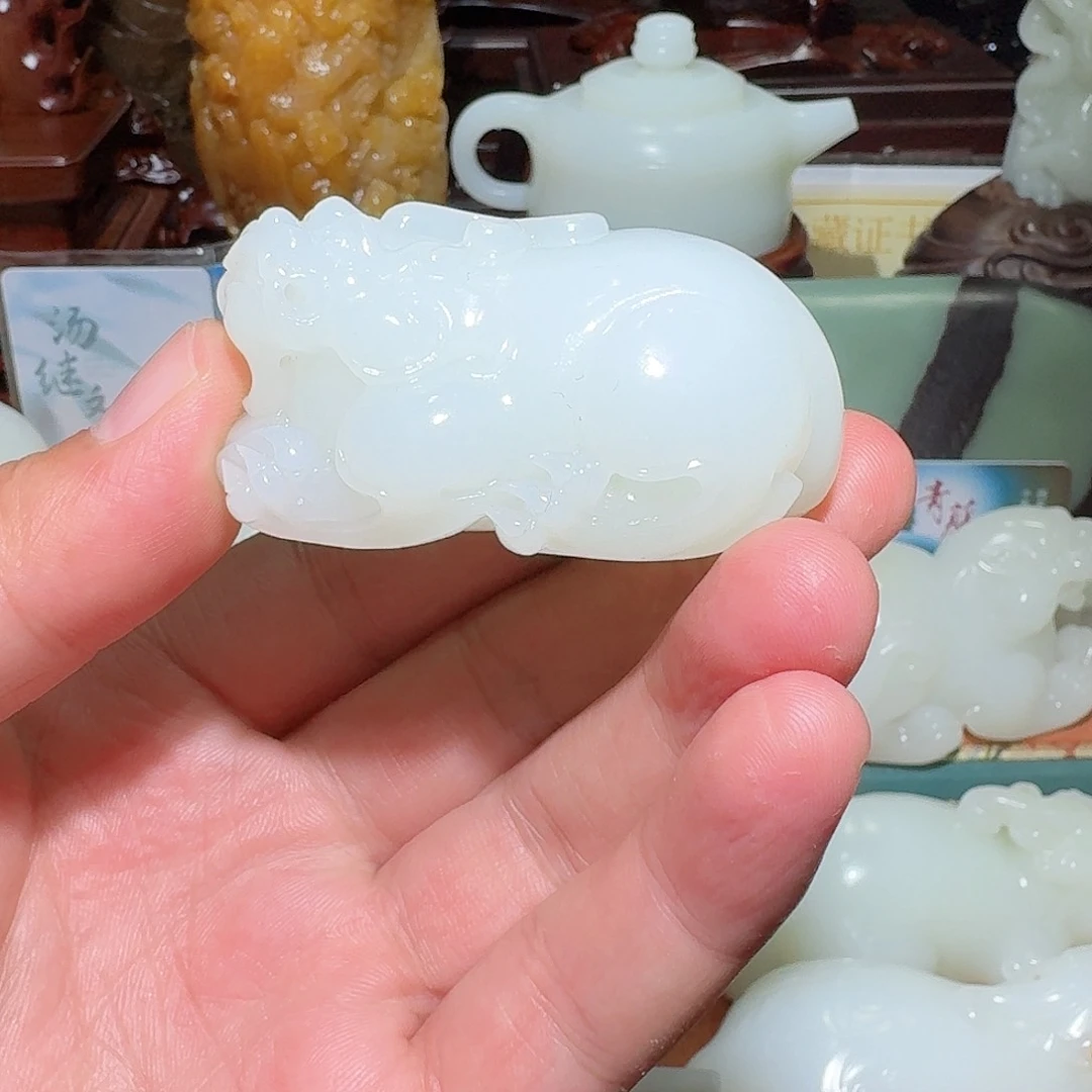 未镶嵌和田玉把件
