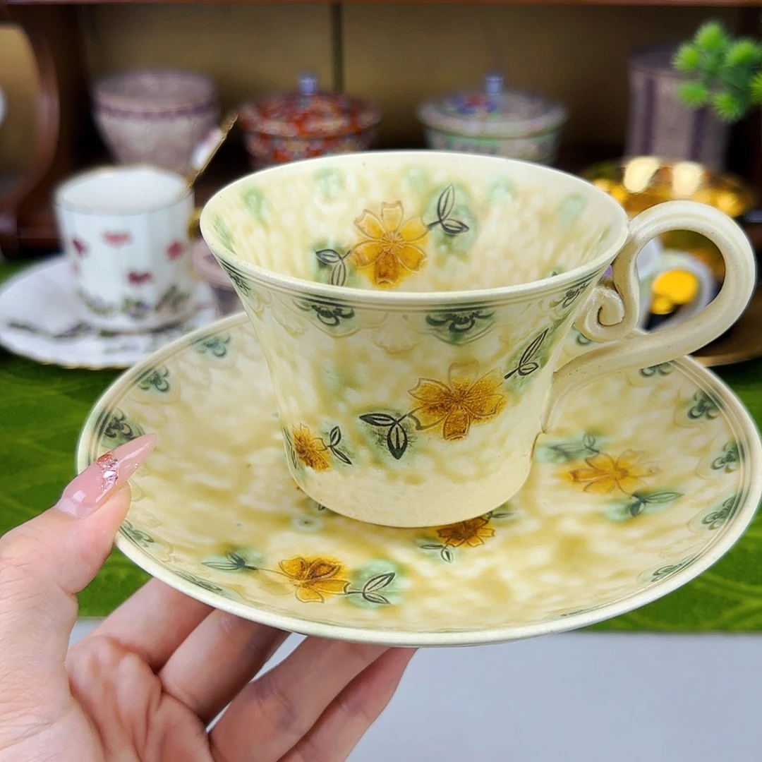 她家陶瓷真好看呀