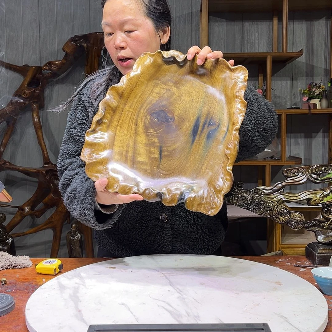 金丝楠万***程阴沉木果盘