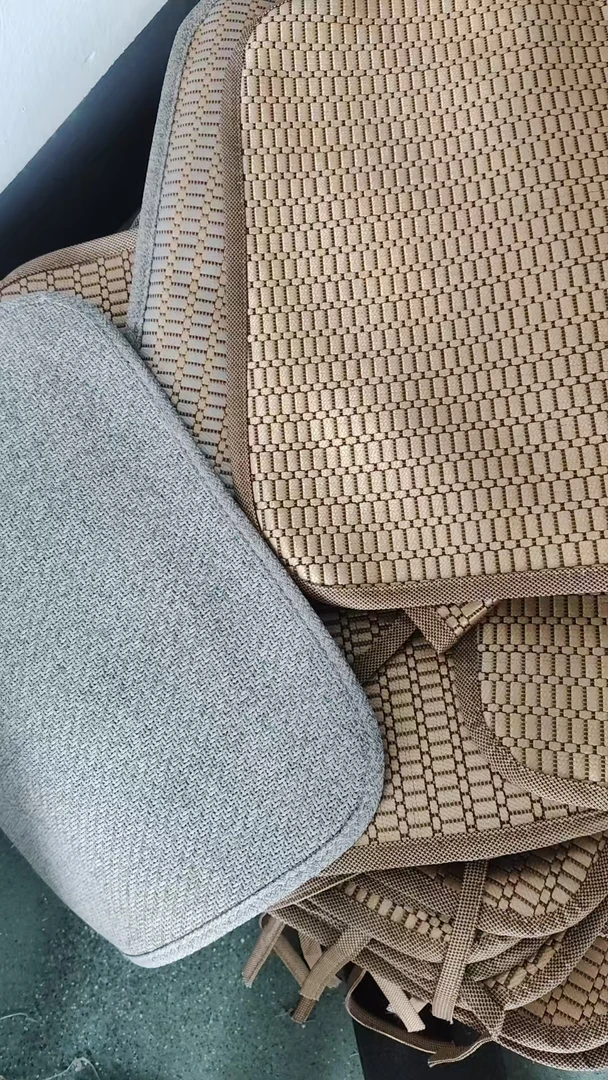 多色藤坐垫椅垫任意发1对约45*45瑕疵