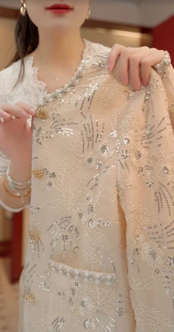 气质轻奢亮片刺绣薄款小香风重工潮品外套