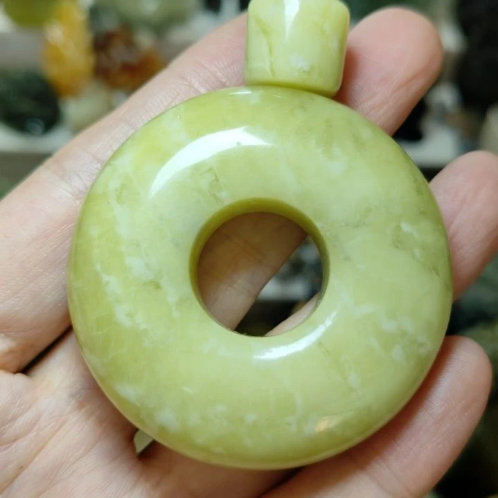 未镶嵌岫玉平安扣