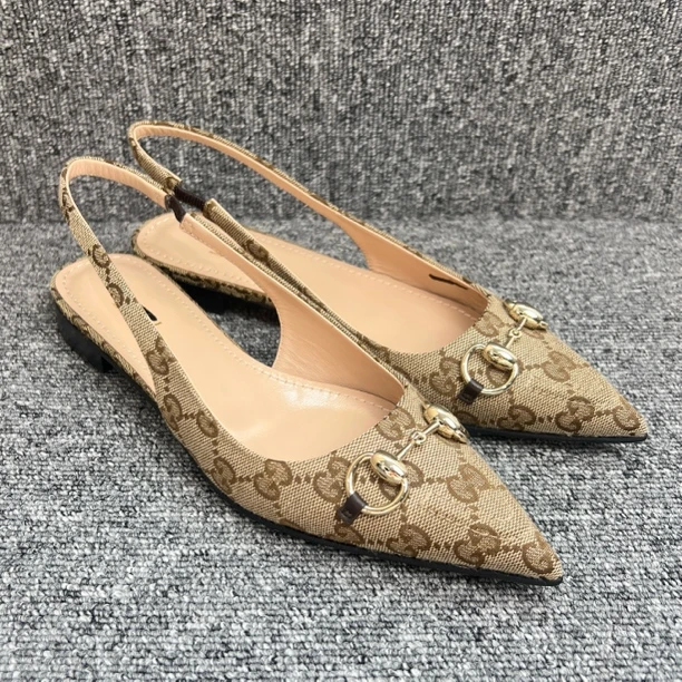 未使用 GUCCI/古驰 乌木色老花金色马衔扣一脚蹬平底凉鞋 多尺码