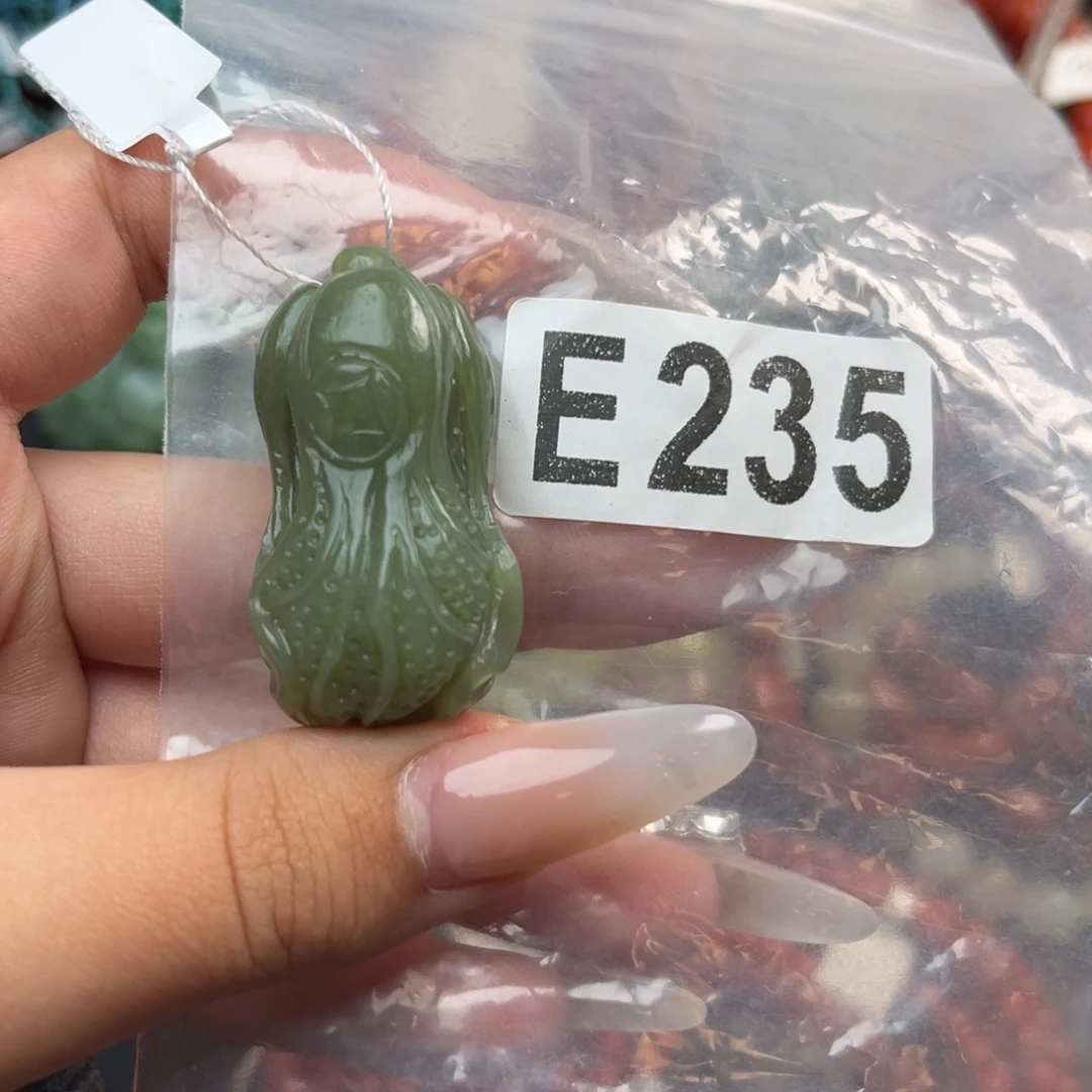 和田玉未镶嵌珠宝奇石