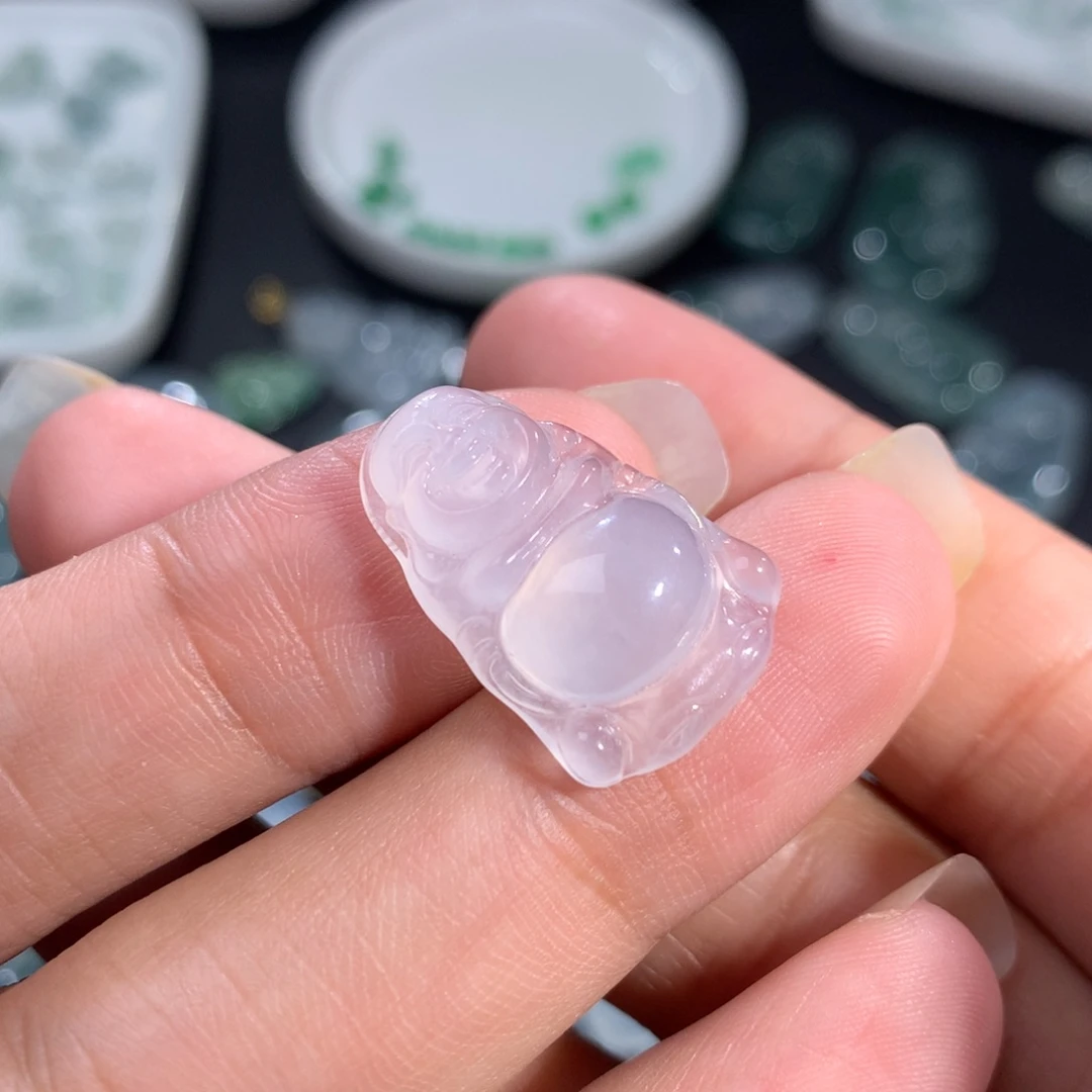 翡翠裸石未镶嵌站佛