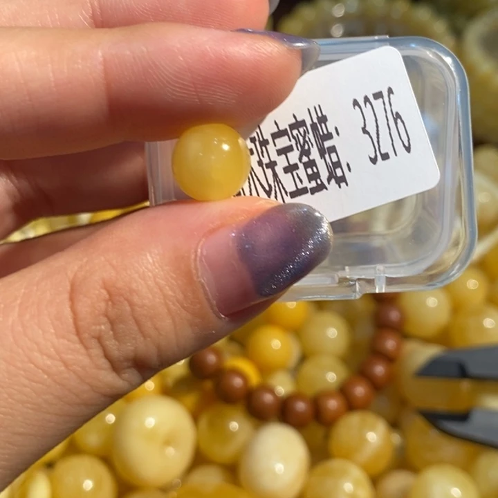 琥珀未镶嵌珠宝奇石3276