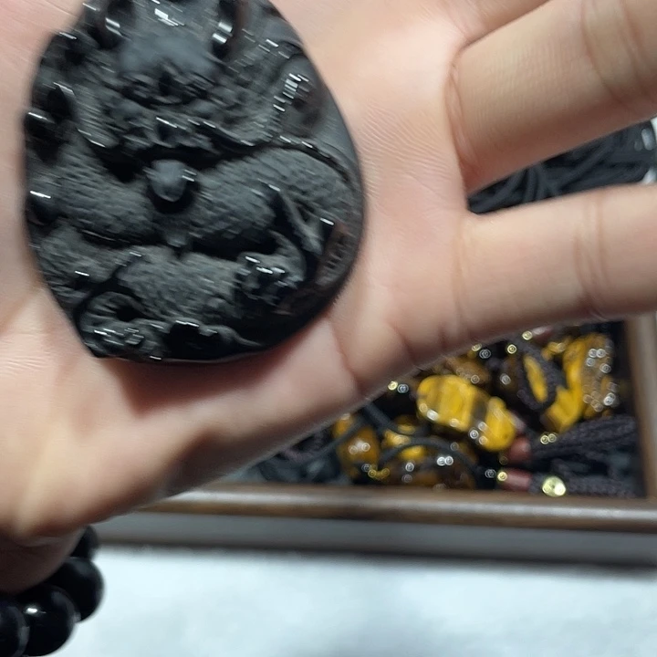 黑曜岩合金颈饰龙牌大