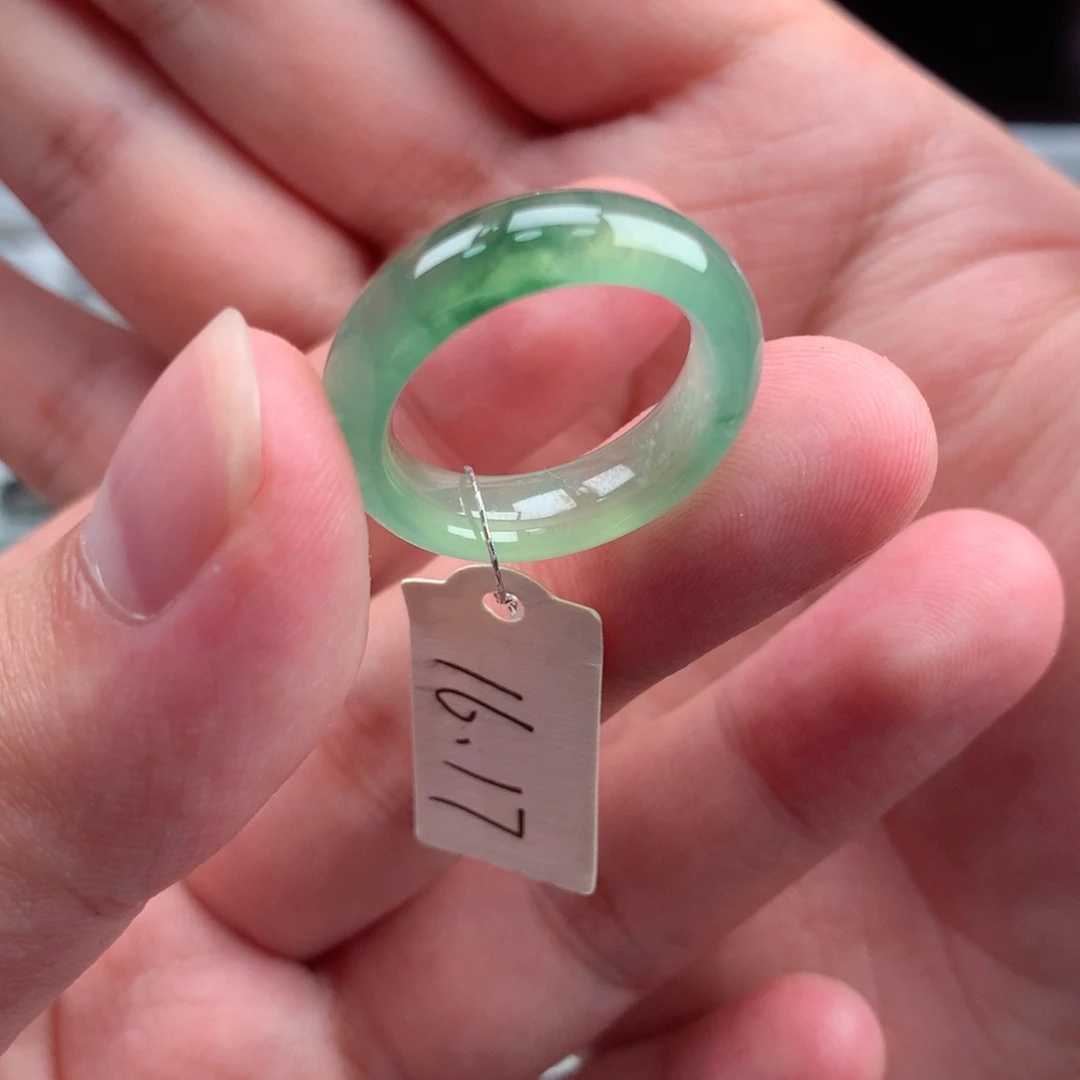 翡翠戒指未镶嵌天然