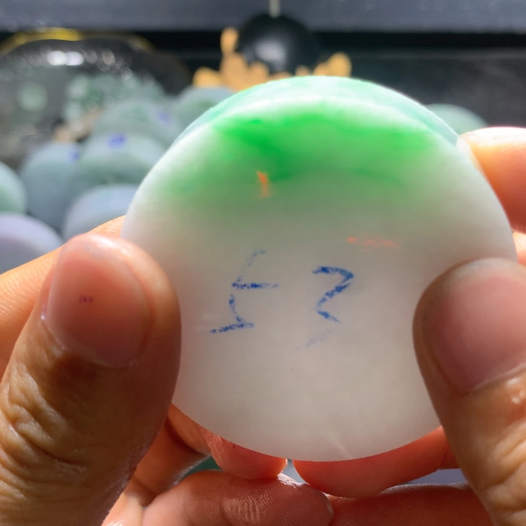 发***度定制翡翠未镶嵌翡翠