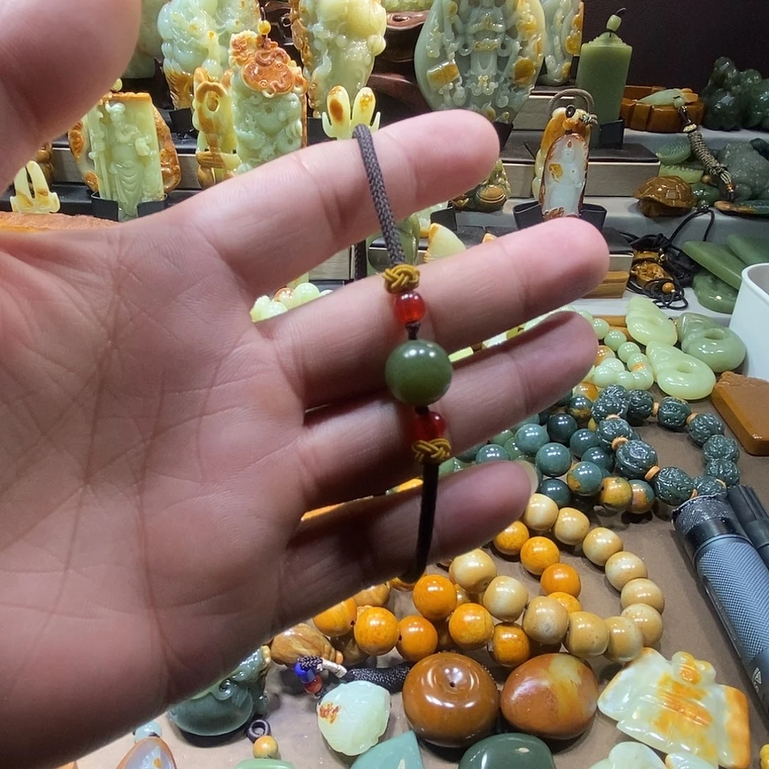 天***透闪石质玉未镶嵌手串