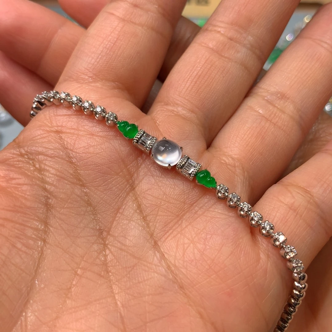 翡翠18K金镶嵌手链手链