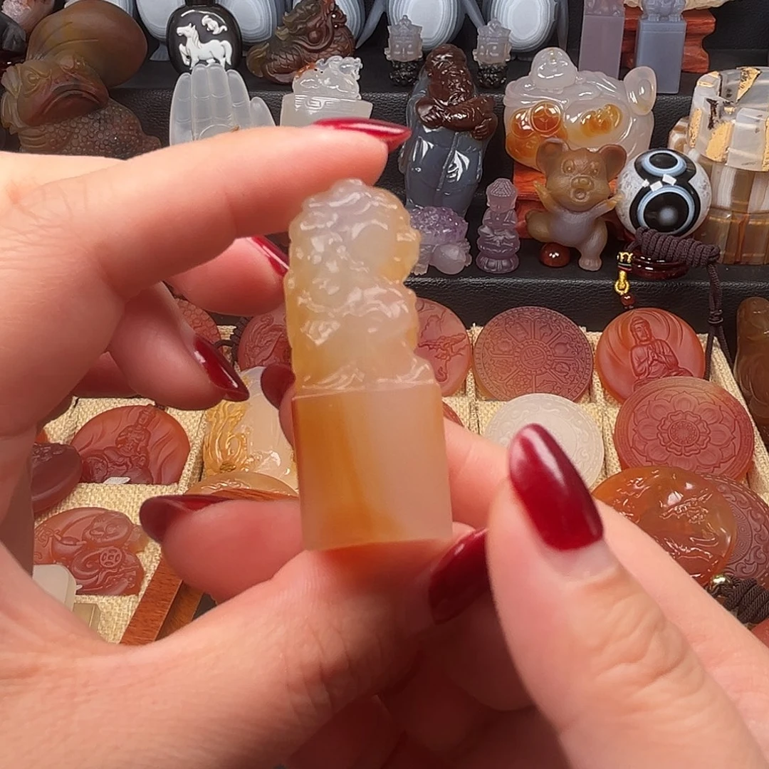 玛瑙/玉髓未镶嵌颈饰