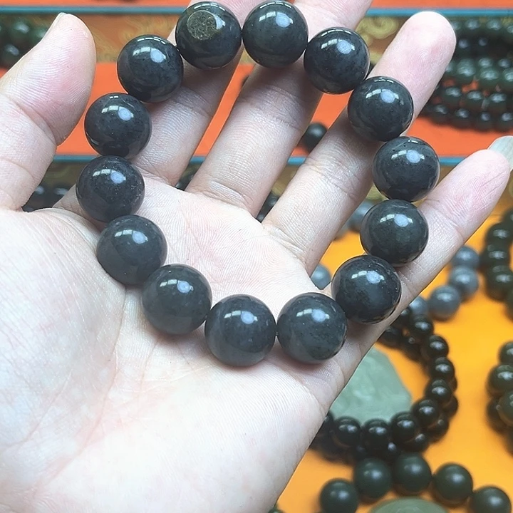 ****和田玉未镶嵌手链