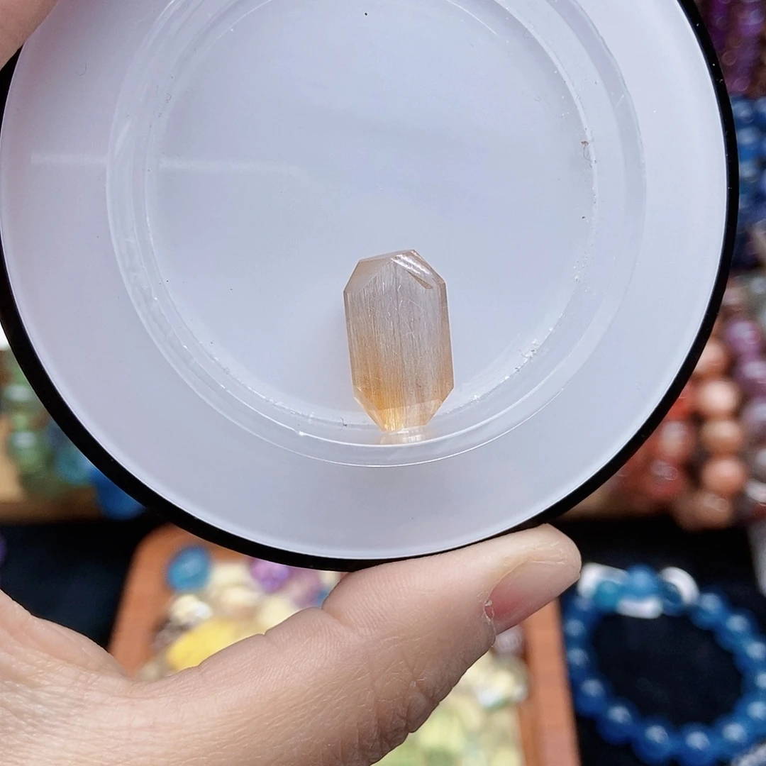 水晶手串未镶嵌柒*兔毛随形