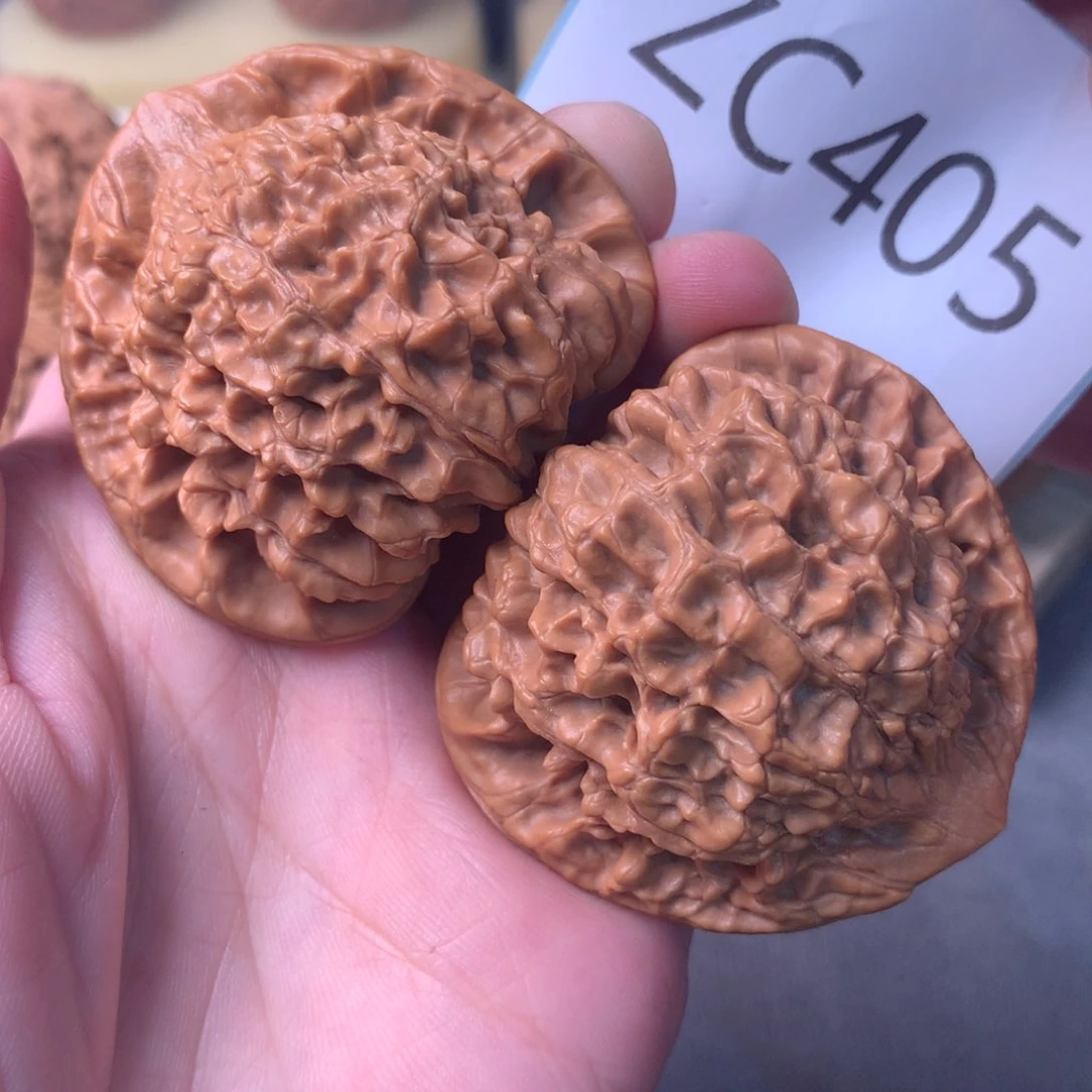 文玩核桃把件毕业麒麟官帽50