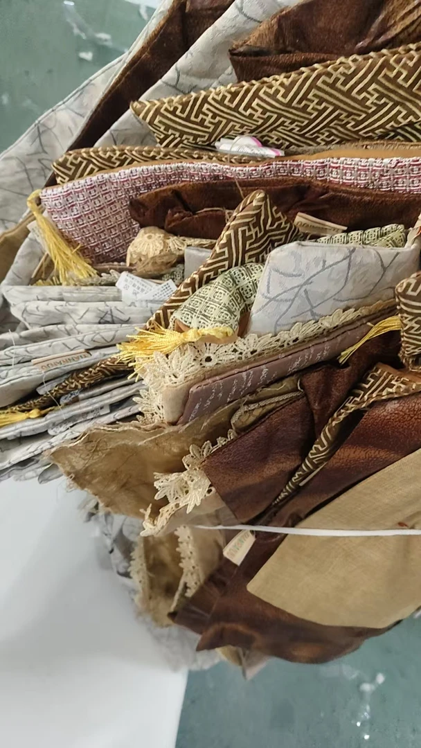 多色重工抱枕套任意发8个