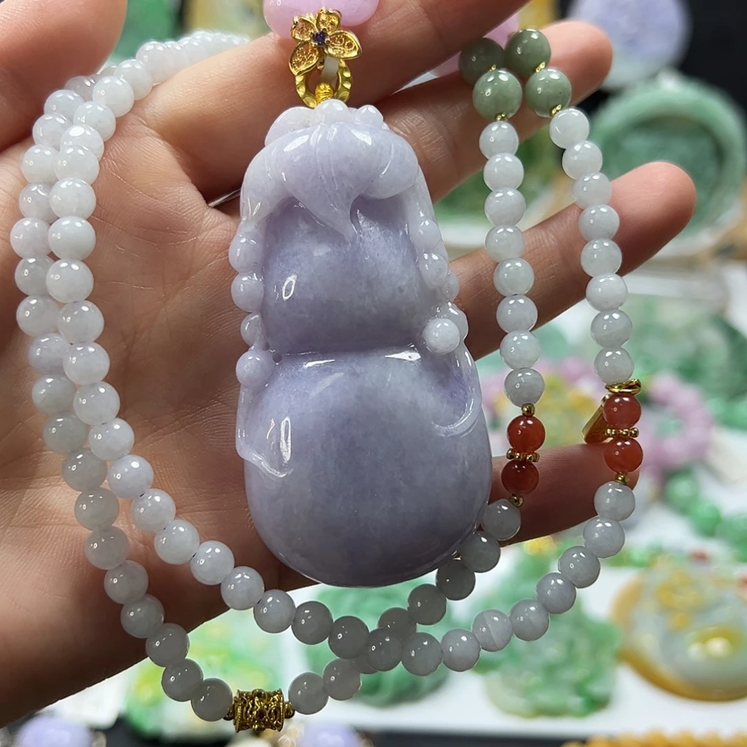 翡翠未镶嵌颈饰吊坠