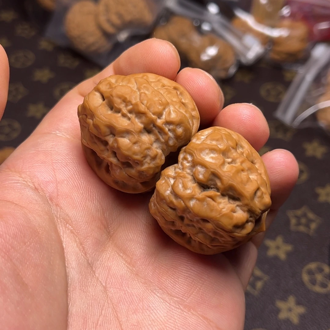 嗨***皓把件文玩核桃蛤蟆头37