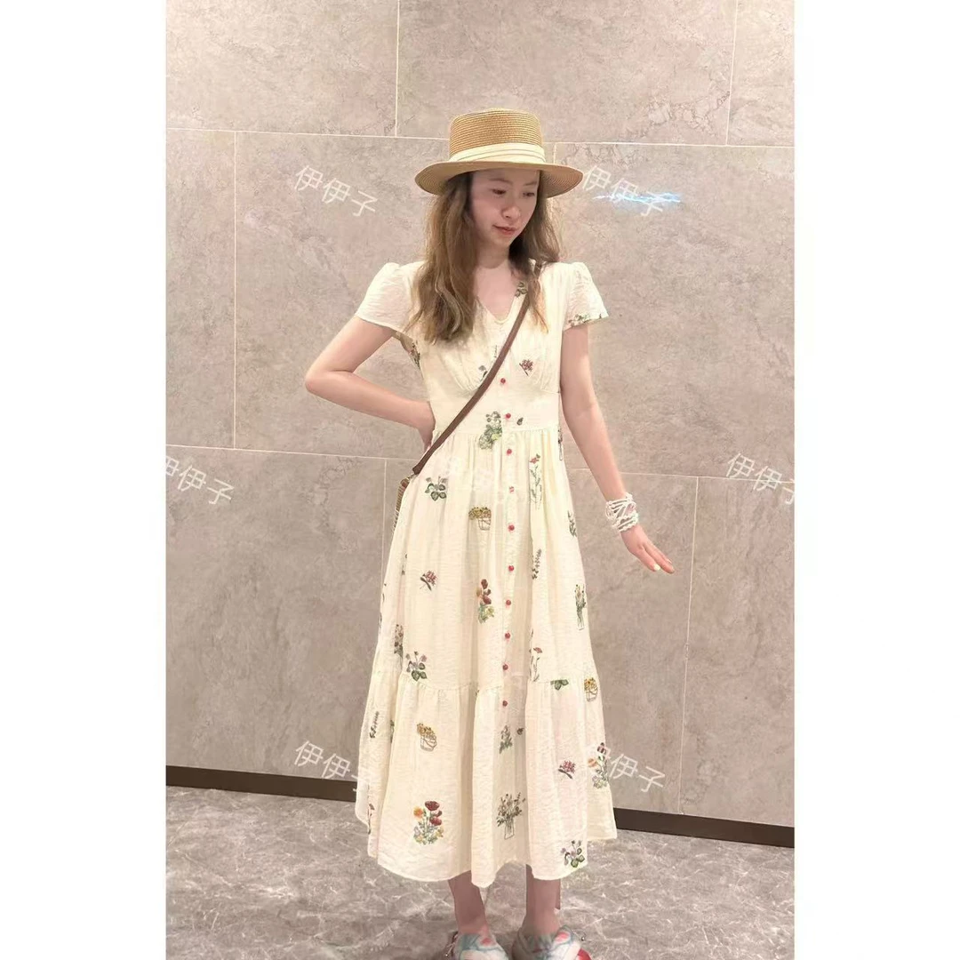 FRVXO【甜心轰炸机】粉色刺绣V领气质连衣裙夏季泡泡袖收腰长裙女