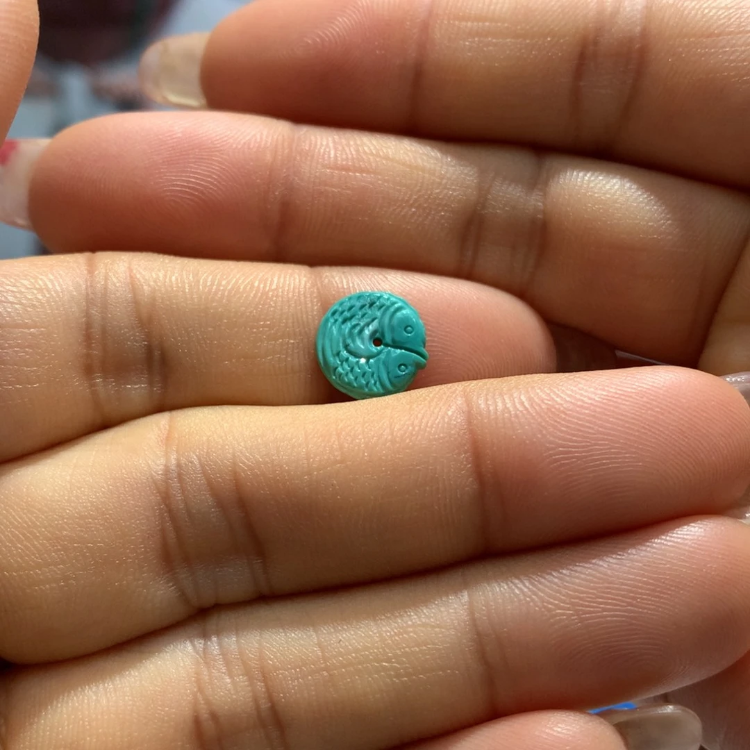 绿松石配饰未镶嵌