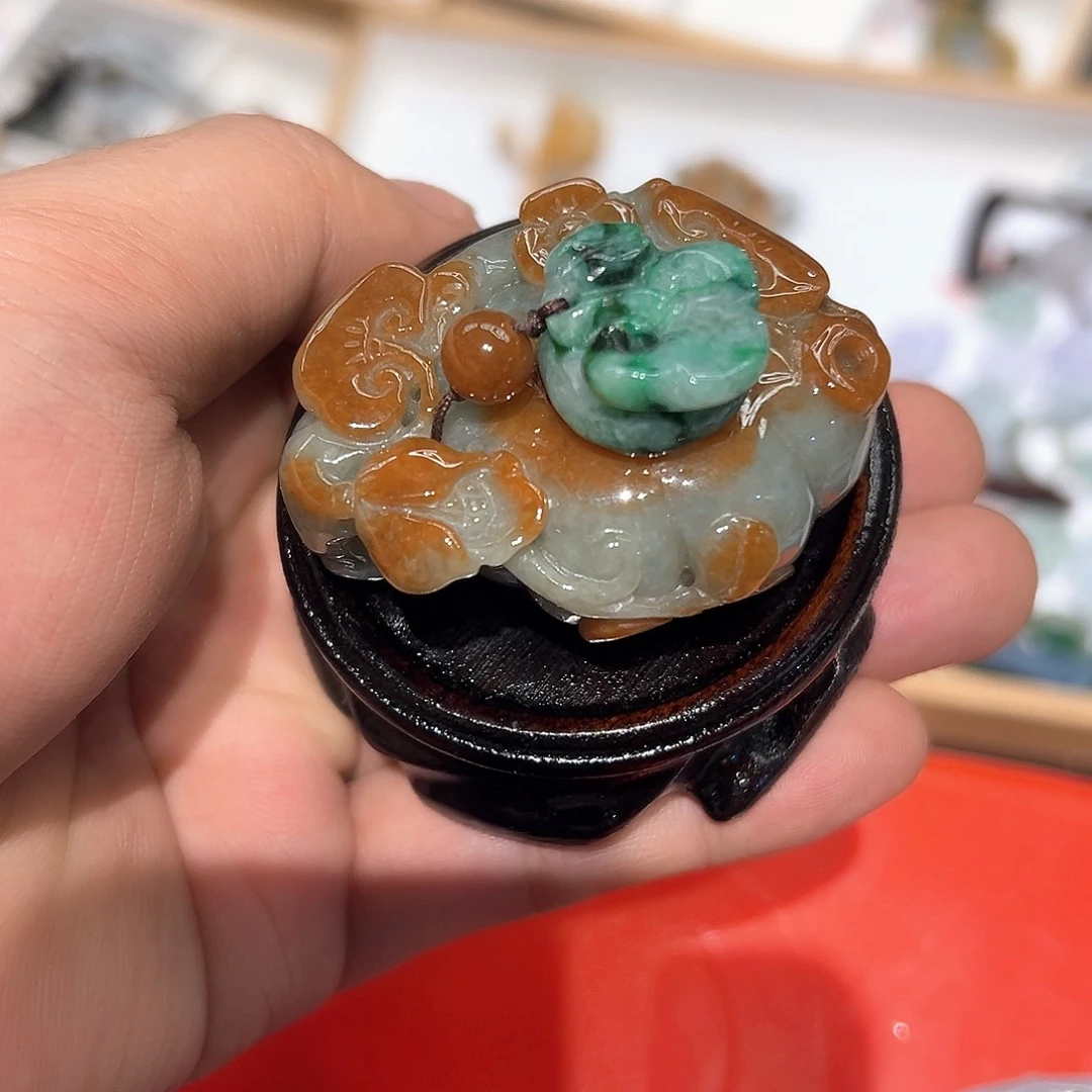 翡翠挂件未镶嵌挂件