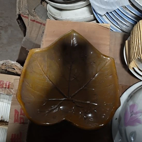 茶盏陶瓷盘子碗啥都有