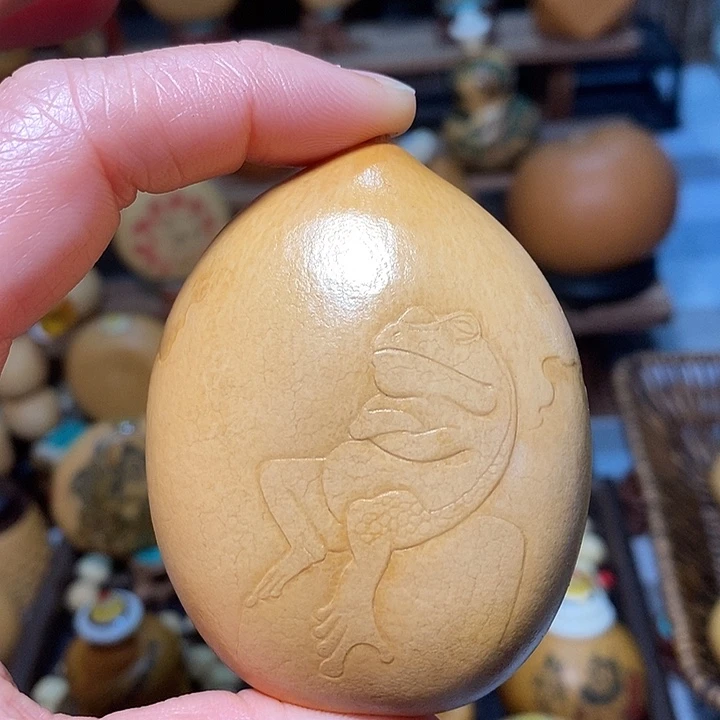 精工压花夹扁青蛙