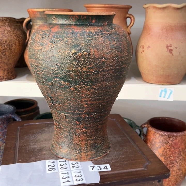 16.9-1微瑕土陶鱼尾红浮