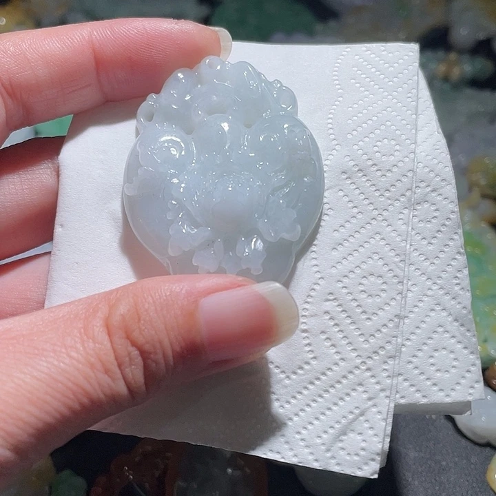 颈饰未镶嵌翡翠天