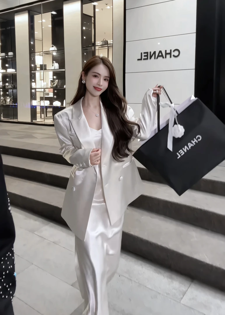【现货秒发】DY40秋季时尚白色长袖休闲高定背后蕾丝醋酸西装气质款